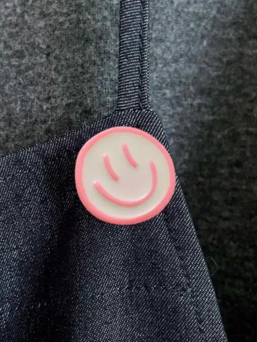 Pink Smiley Face Hat Pin-Temu-Trendsetter Online Boutique