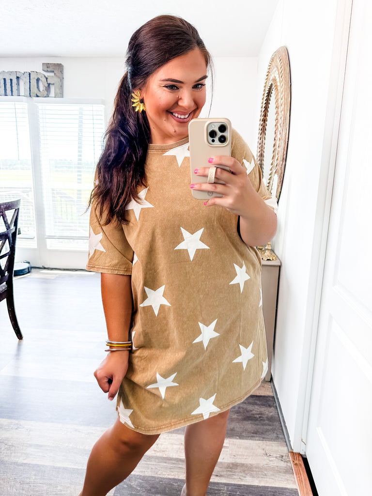 Seeing Stars T-shirt Dress in Mocha-Dresses-Trendsetter Online Boutique, Women's Online Fashion Boutique Located in Edison, Georgia